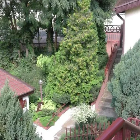 Cztery Pory Roku Apartment Uniejow Exterior photo